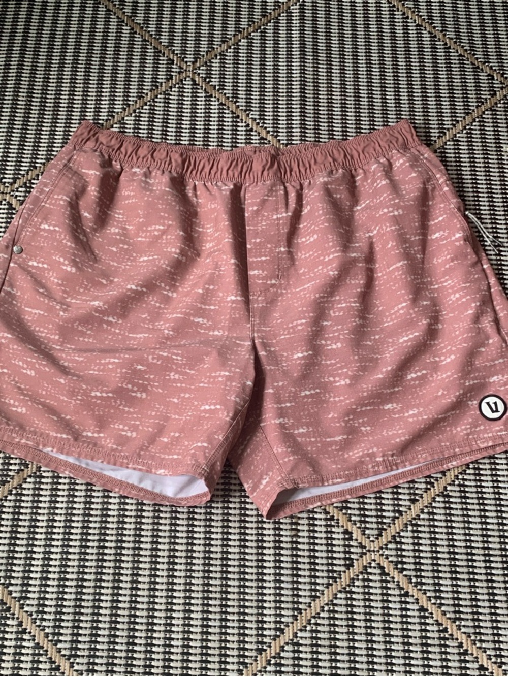 VUORI Men's Cape 6" Shorts
